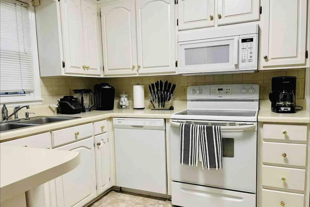 Photo of Kitchen in Burlington