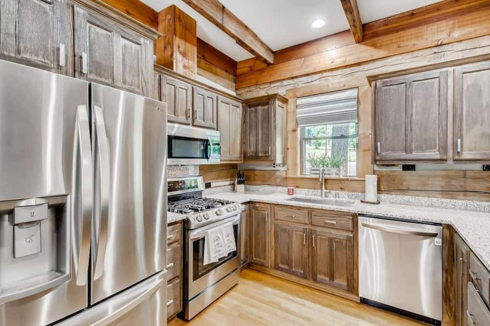 Photo of Kitchen in Terrell