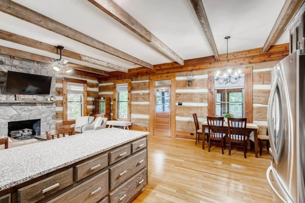 Photo of Livingroom in Terrell