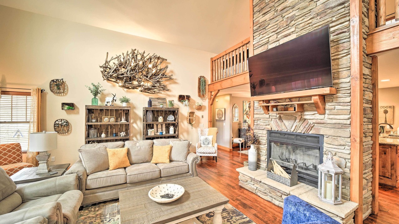 Photo of Livingroom in Canton