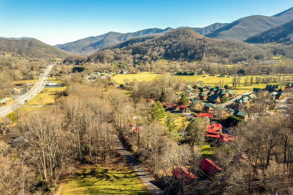 Photo of Others in Maggie Valley