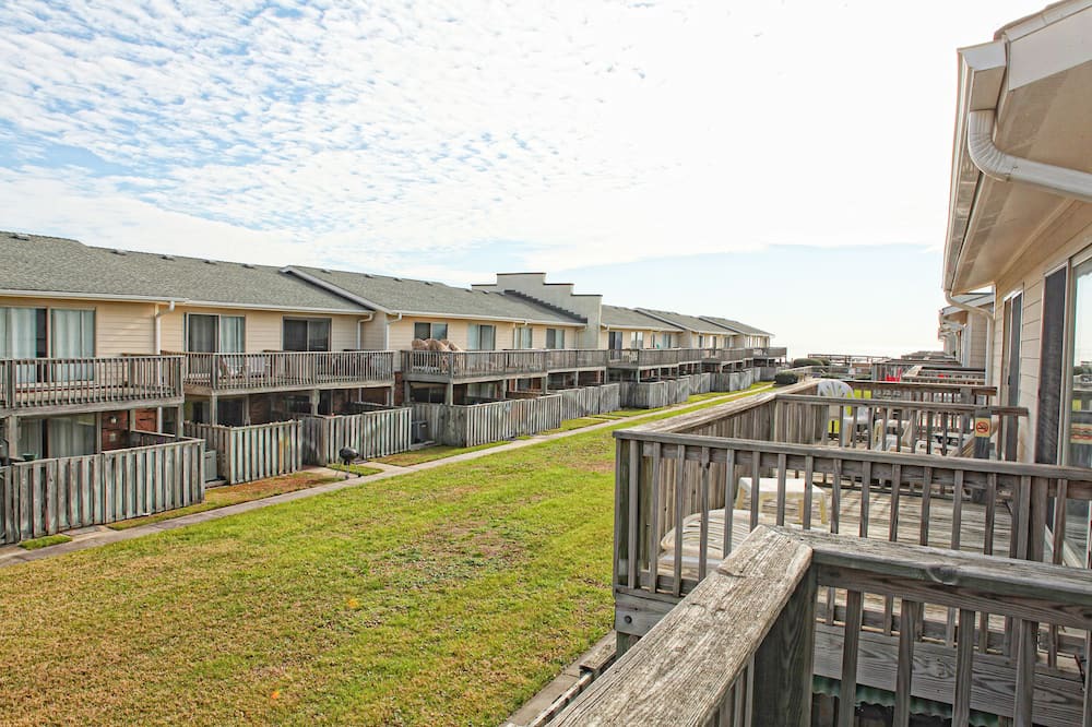 Photo of Others in Pine Knoll Shores