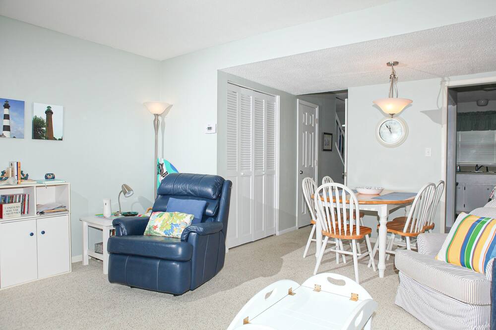 Photo of Others in Pine Knoll Shores