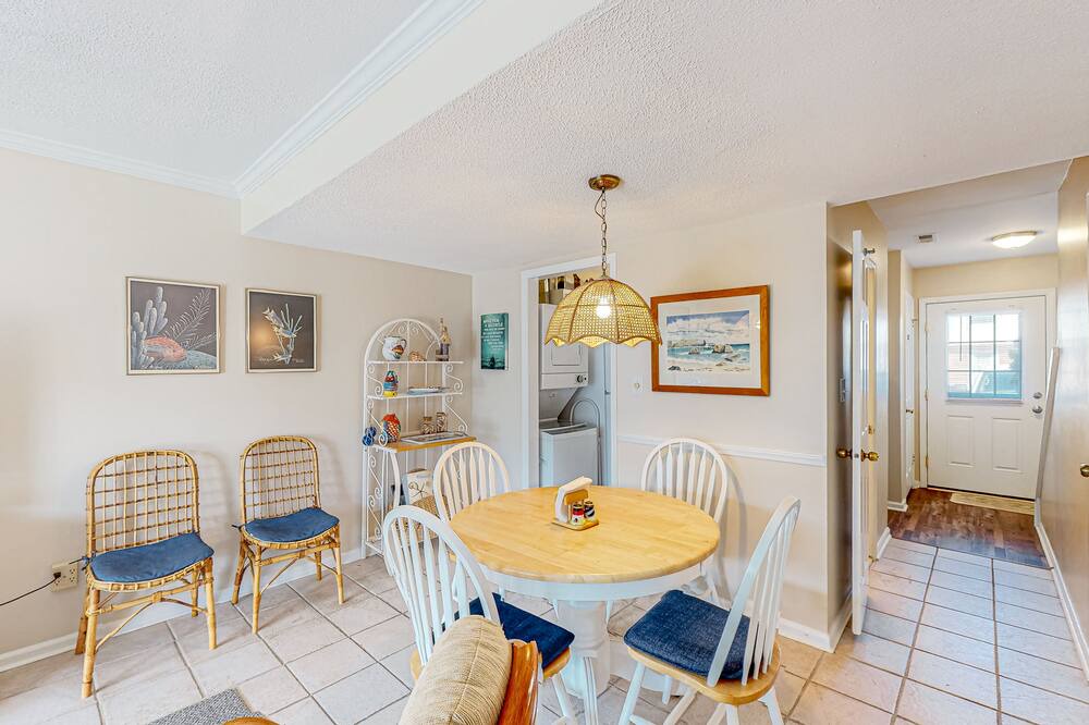 Photo of Others in Pine Knoll Shores