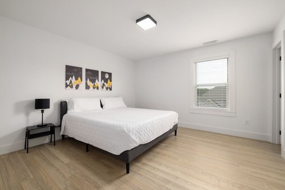 Photo of Bedroom in Rolesville