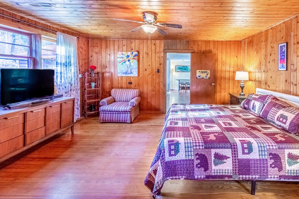 Photo of Others in Maggie Valley