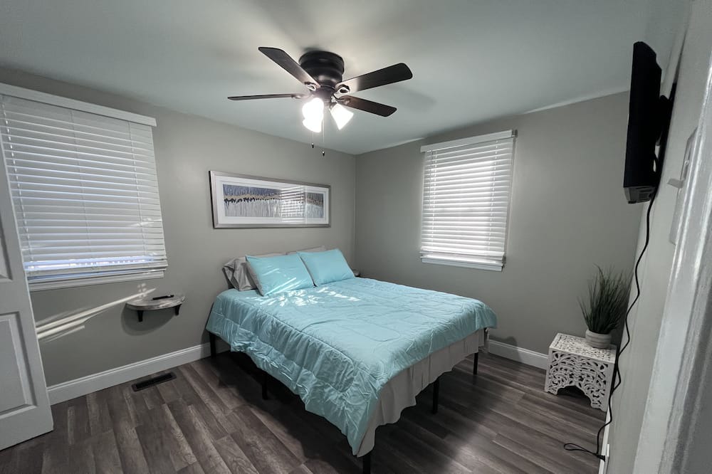 Photo of Bedroom in Southwest Raleigh