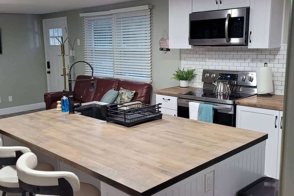 Photo of Kitchen in Southwest Raleigh