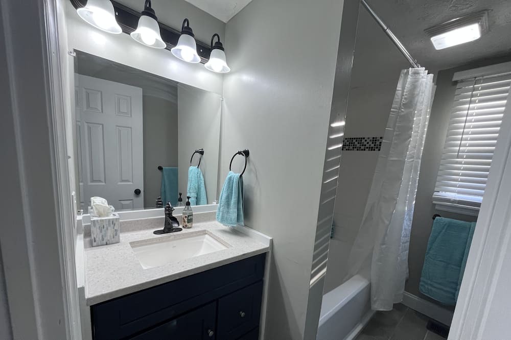 Photo of Bathroom in Southwest Raleigh
