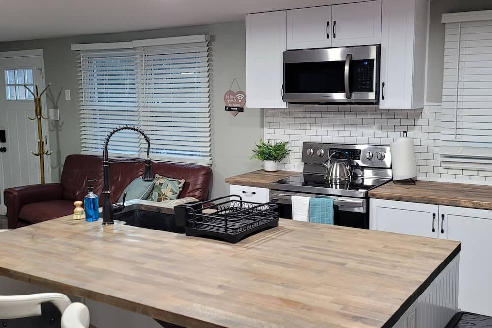 Photo of Kitchen in Southwest Raleigh