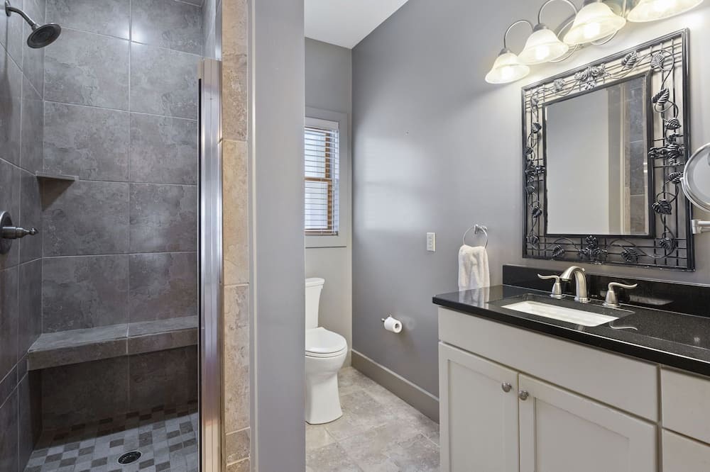 Photo of Bathroom in Wolf Laurel