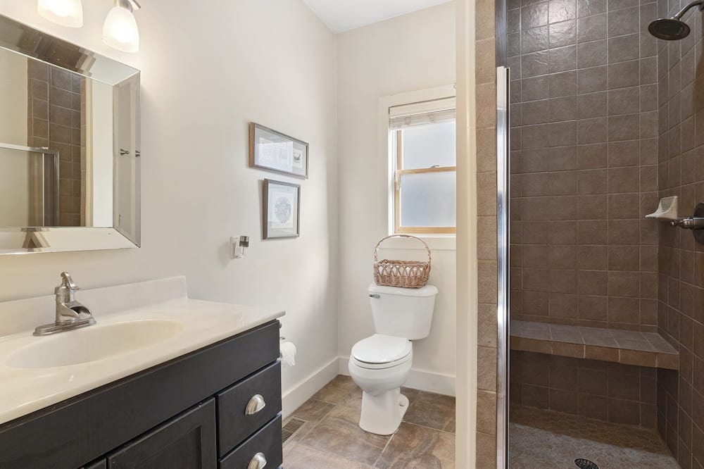 Photo of Bathroom in Wolf Laurel