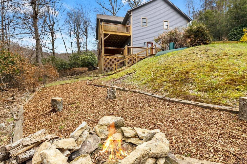 Photo of Outdoor in Wolf Laurel