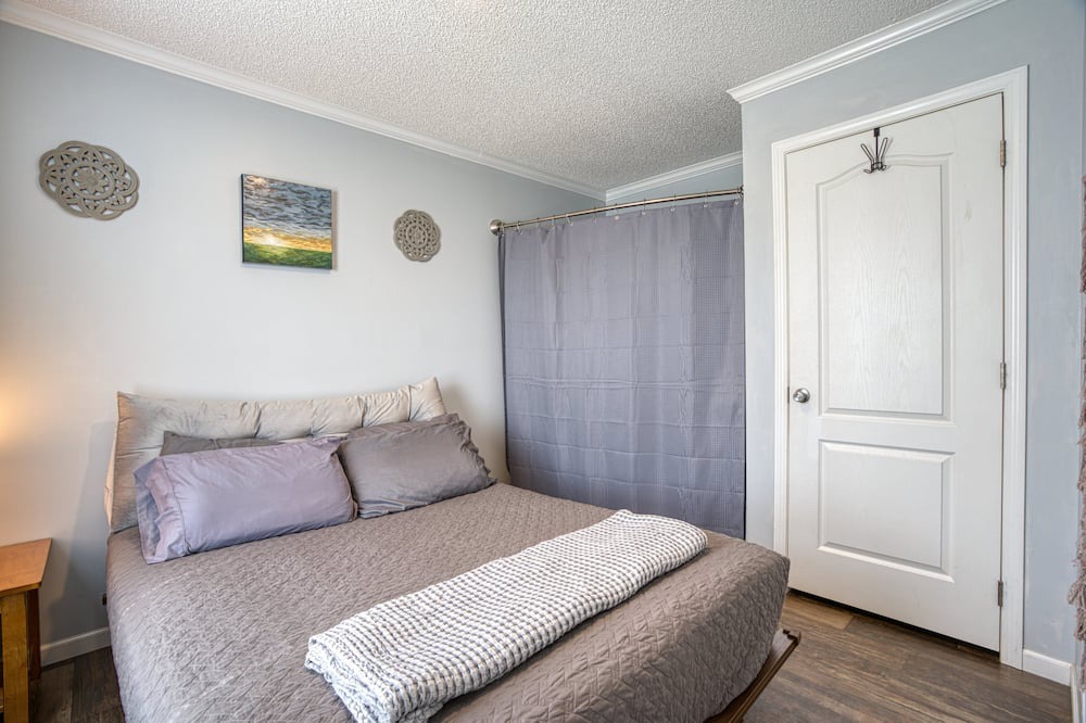 Photo of Bedroom in Wise