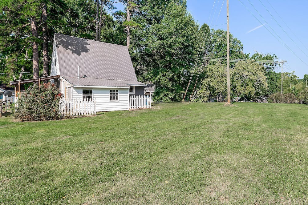 Photo of Outdoor in Belmont