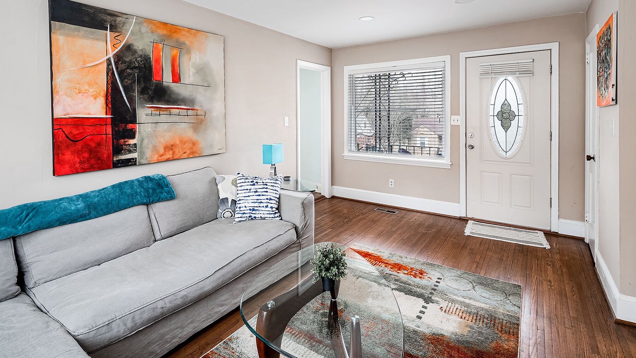 Photo of Livingroom in Plaza Midwood