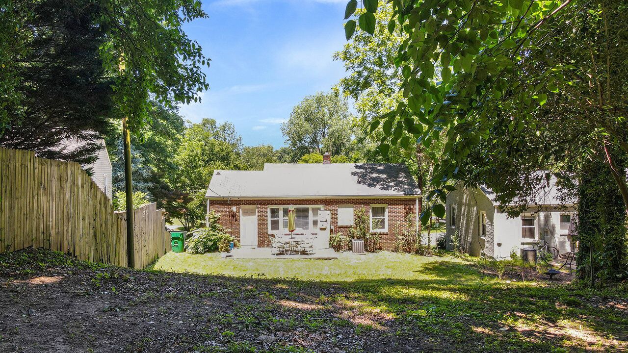 Photo of Outdoor in Plaza Midwood