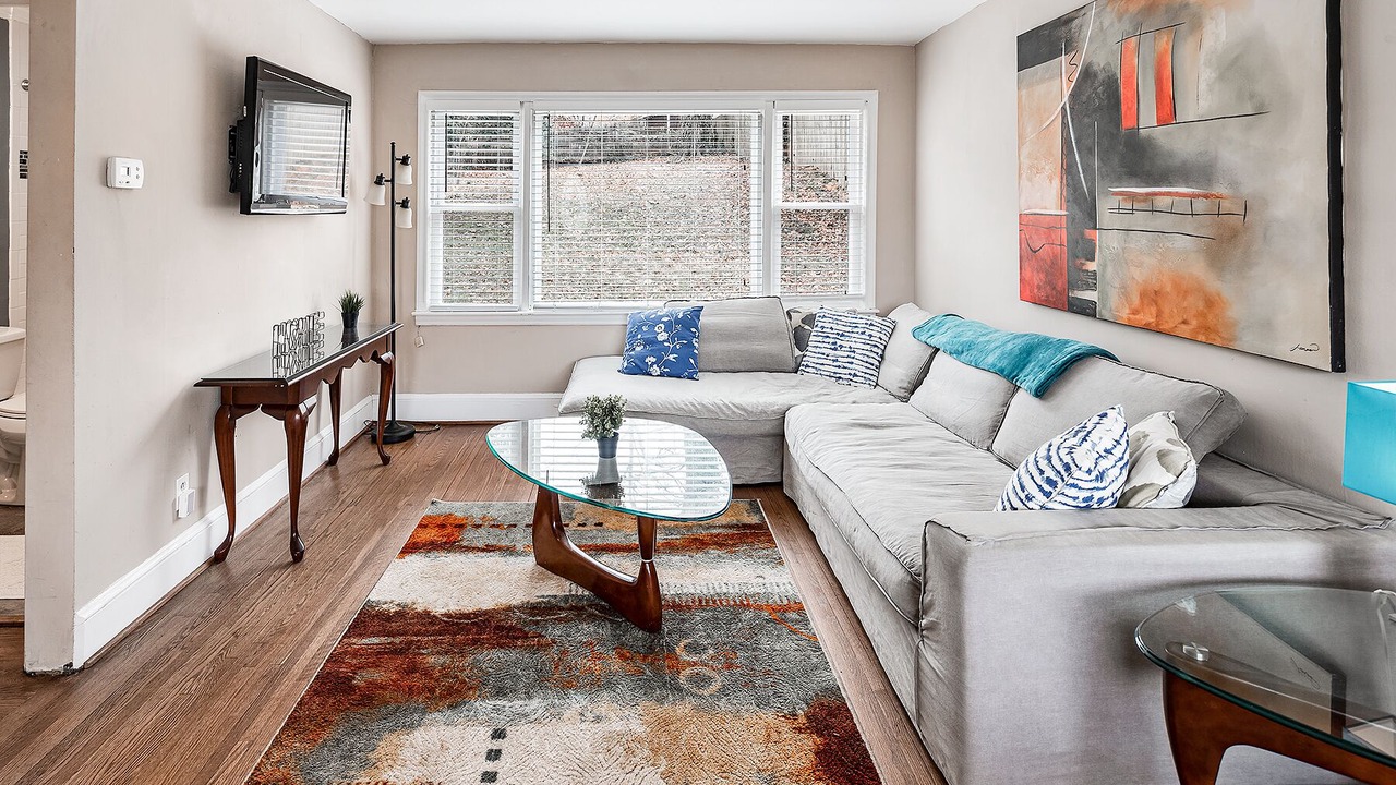 Photo of Livingroom in Plaza Midwood