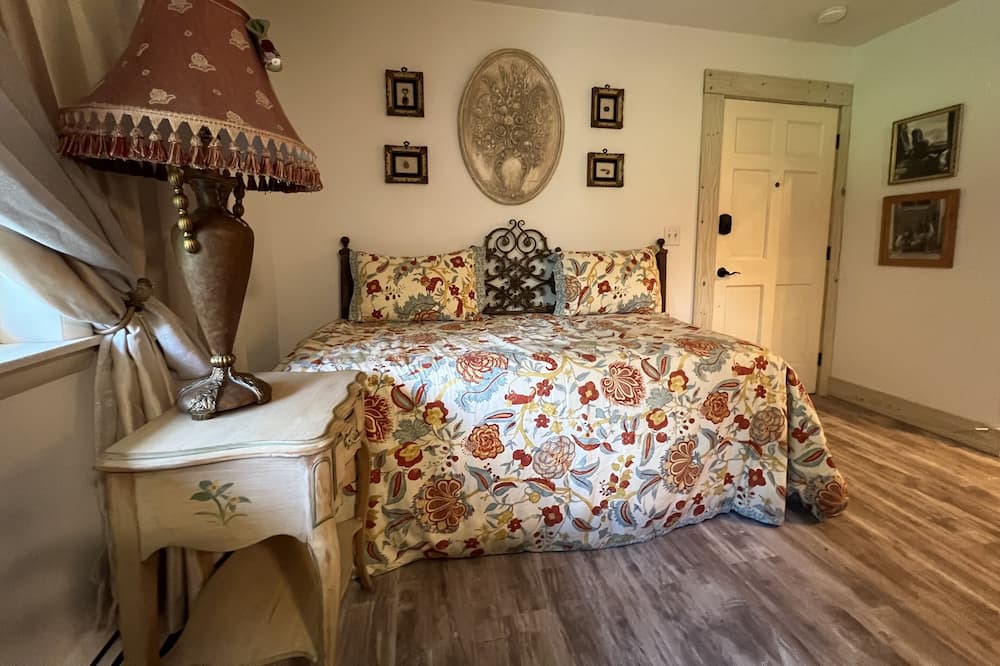 Photo of Bedroom in Gerton