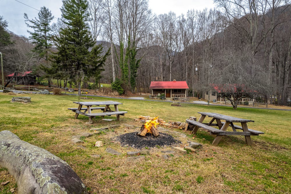 Photo of Others in Maggie Valley