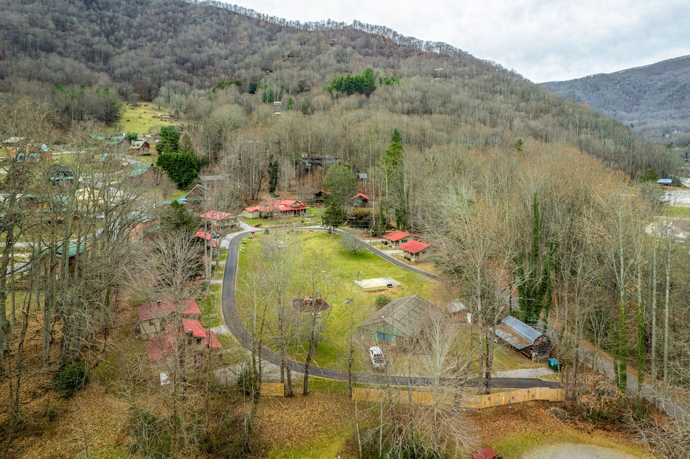 Photo of Others in Maggie Valley