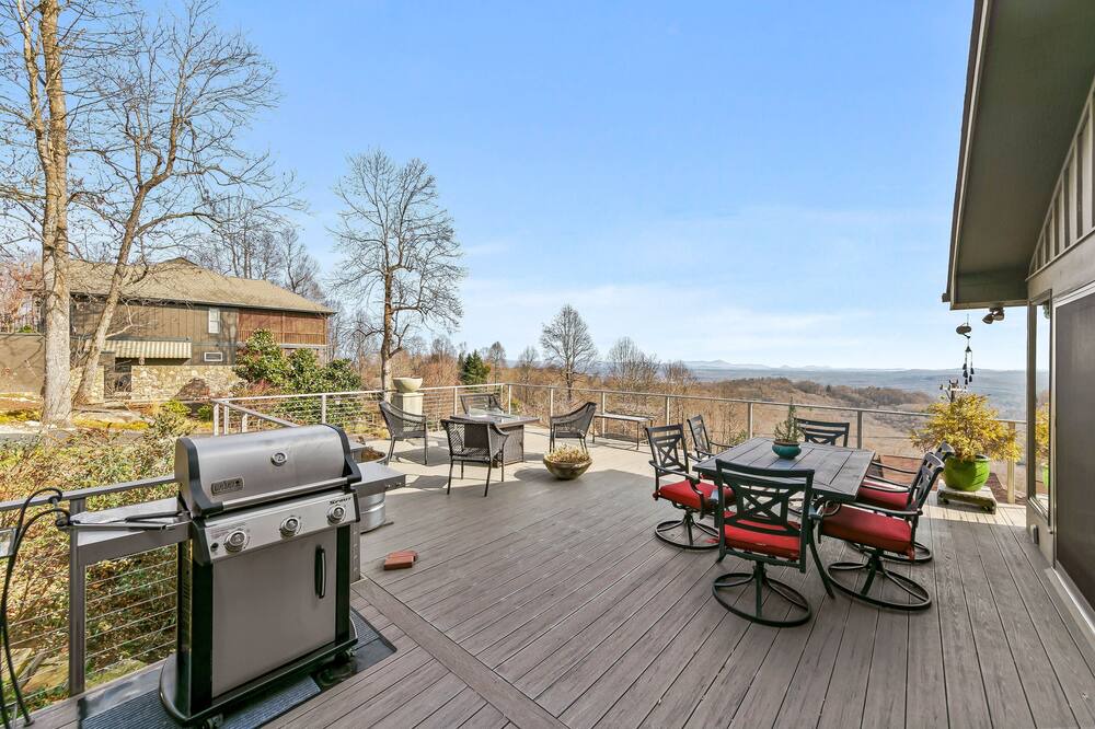 Photo of Patio Balcony in Laurel Park