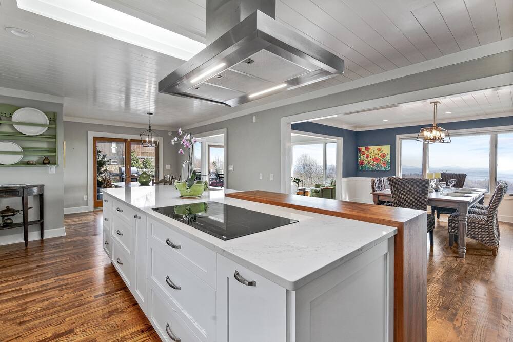 Photo of Kitchen in Laurel Park