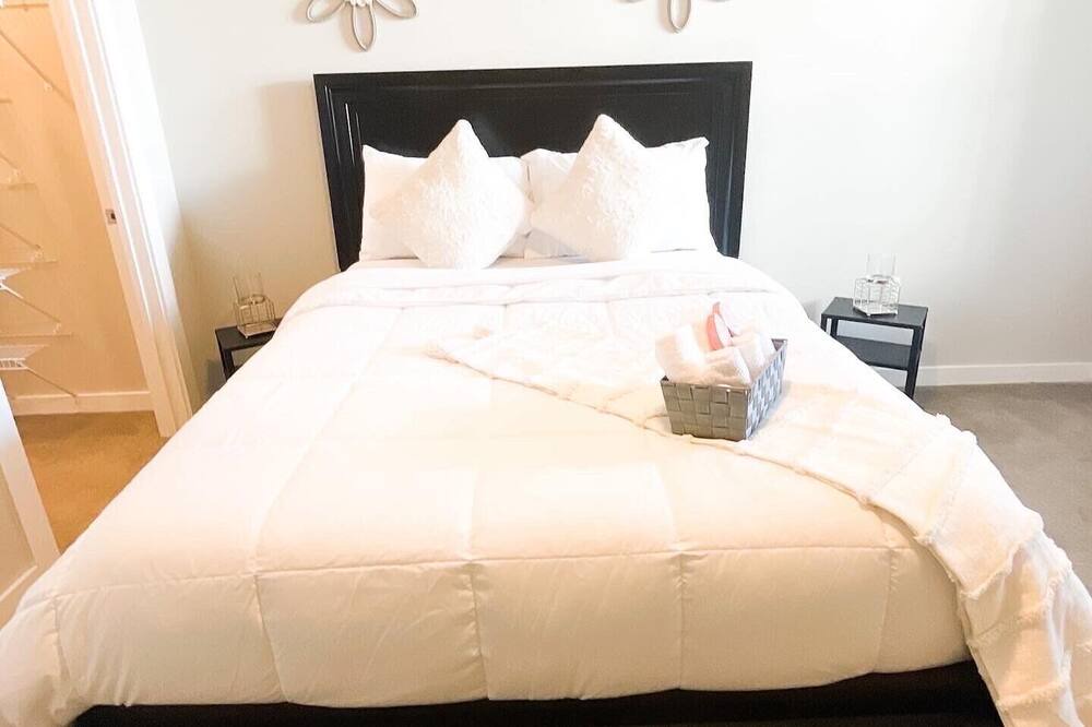 Photo of Bedroom in Wesley Heights