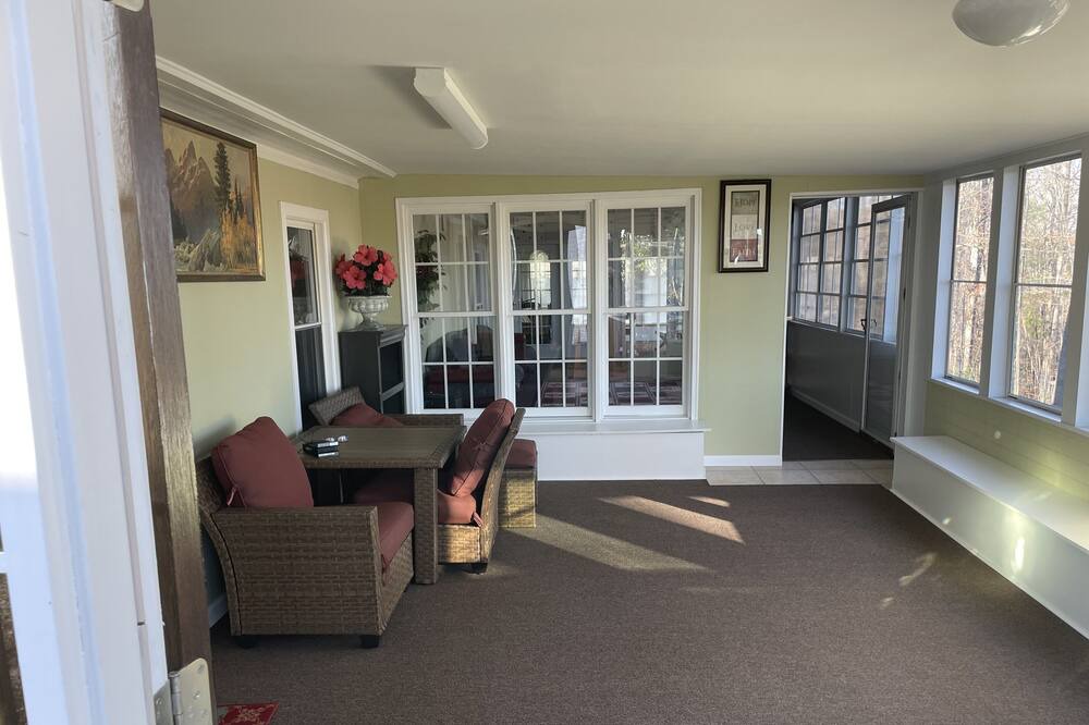 Photo of Livingroom in Fuquay-Varina