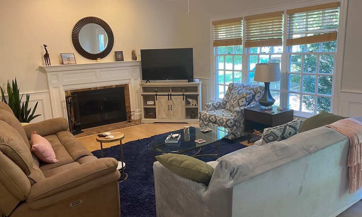 Photo of Livingroom in Winston - Salem
