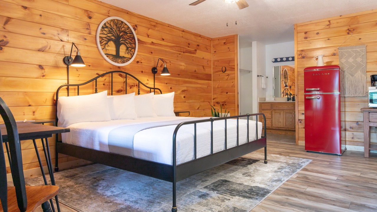 Photo of Bedroom in Burnsville