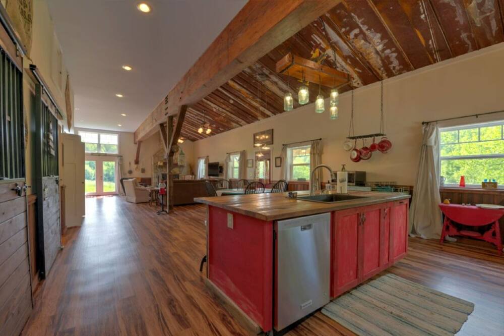 Photo of Kitchen in Mars Hill
