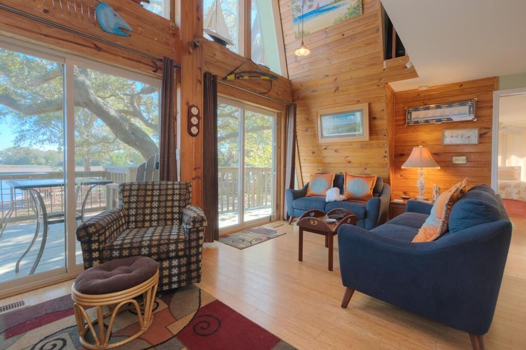 Photo of Livingroom in Tranquil Harbour