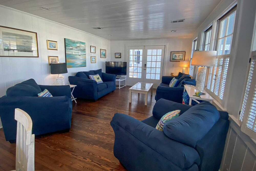 Photo of Livingroom in South End
