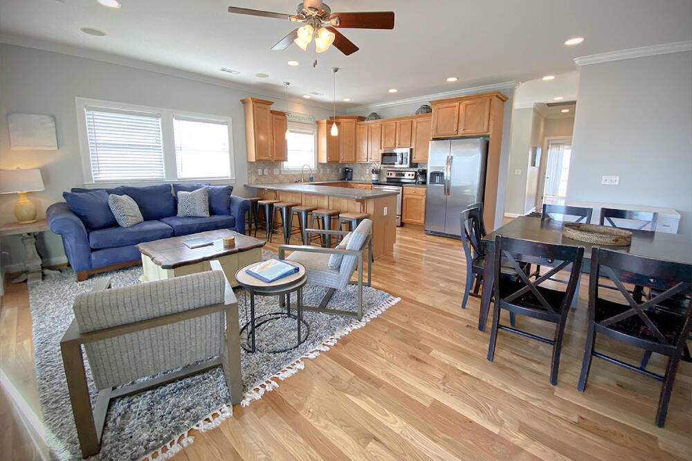 Photo of Livingroom in North Topsail Beach