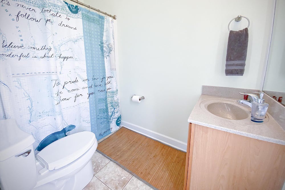 Photo of Bathroom in North Topsail Beach