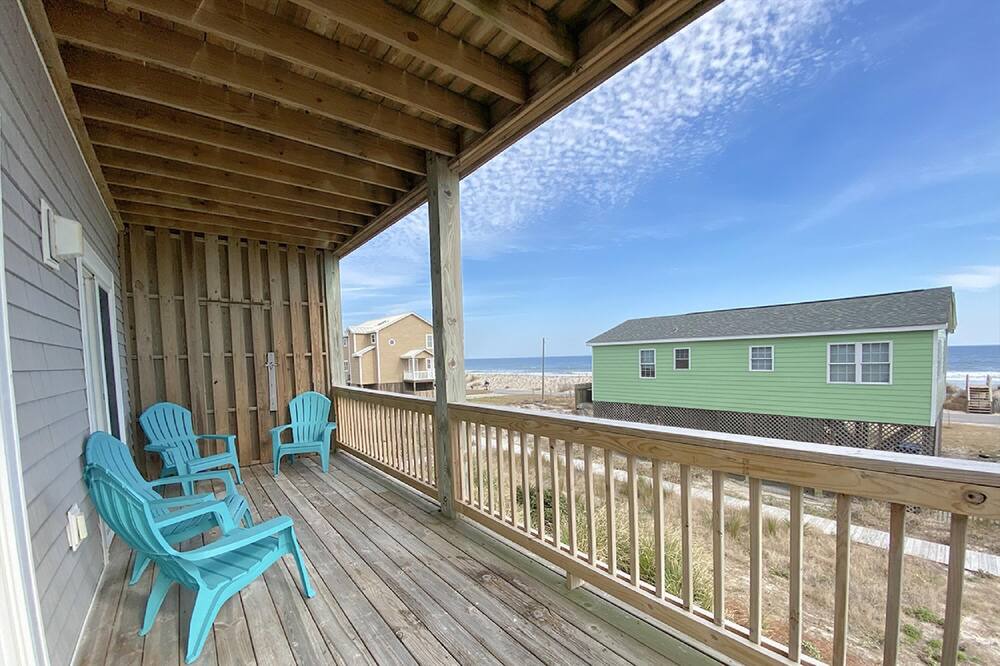 Photo of Patio Balcony in North Topsail Beach