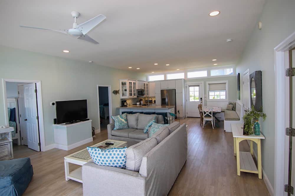 Photo of Livingroom in Shell Island