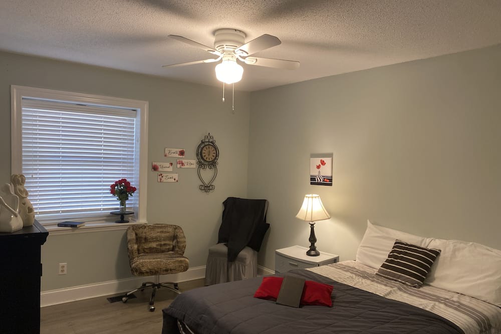 Photo of Bedroom in Raintree