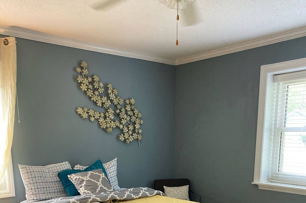 Photo of Bedroom in Raintree
