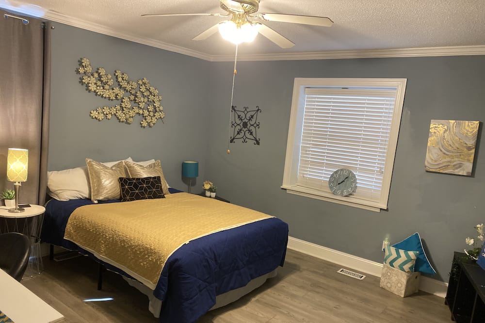 Photo of Bedroom in Raintree