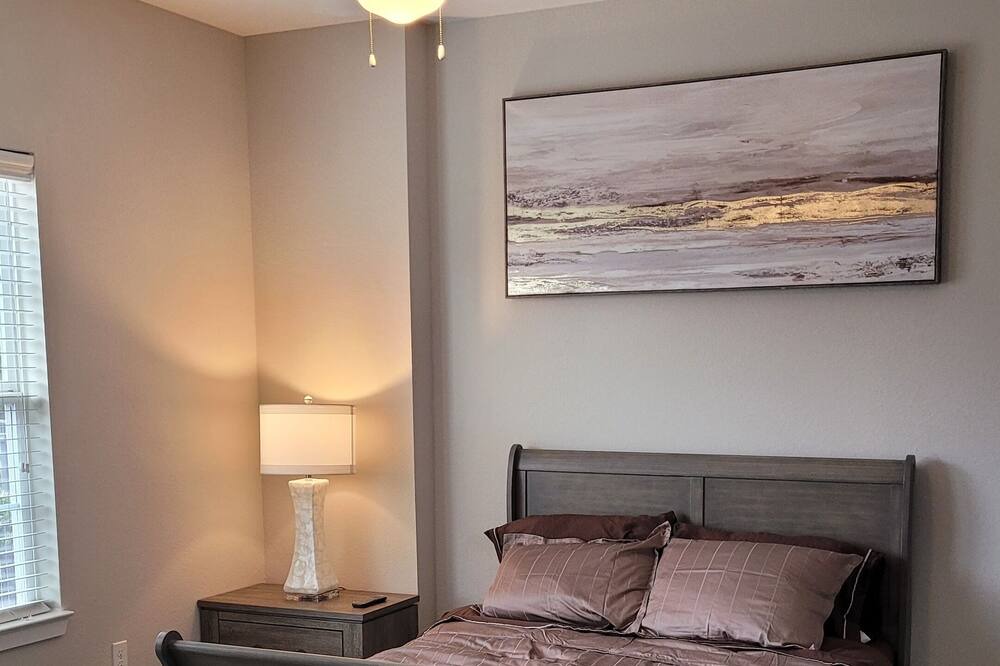 Photo of Bedroom in Umstead