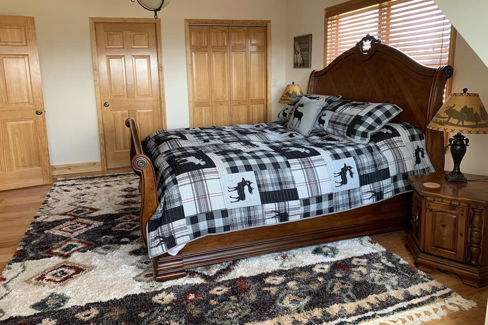 Photo of Bedroom in Piney Creek