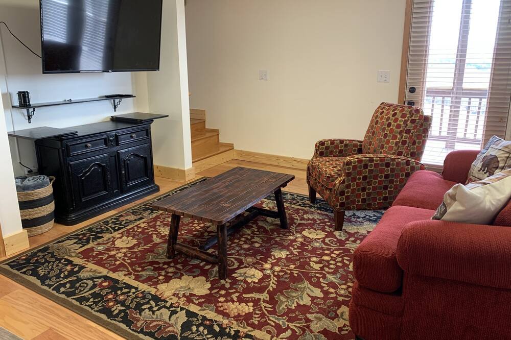 Photo of Livingroom in Piney Creek