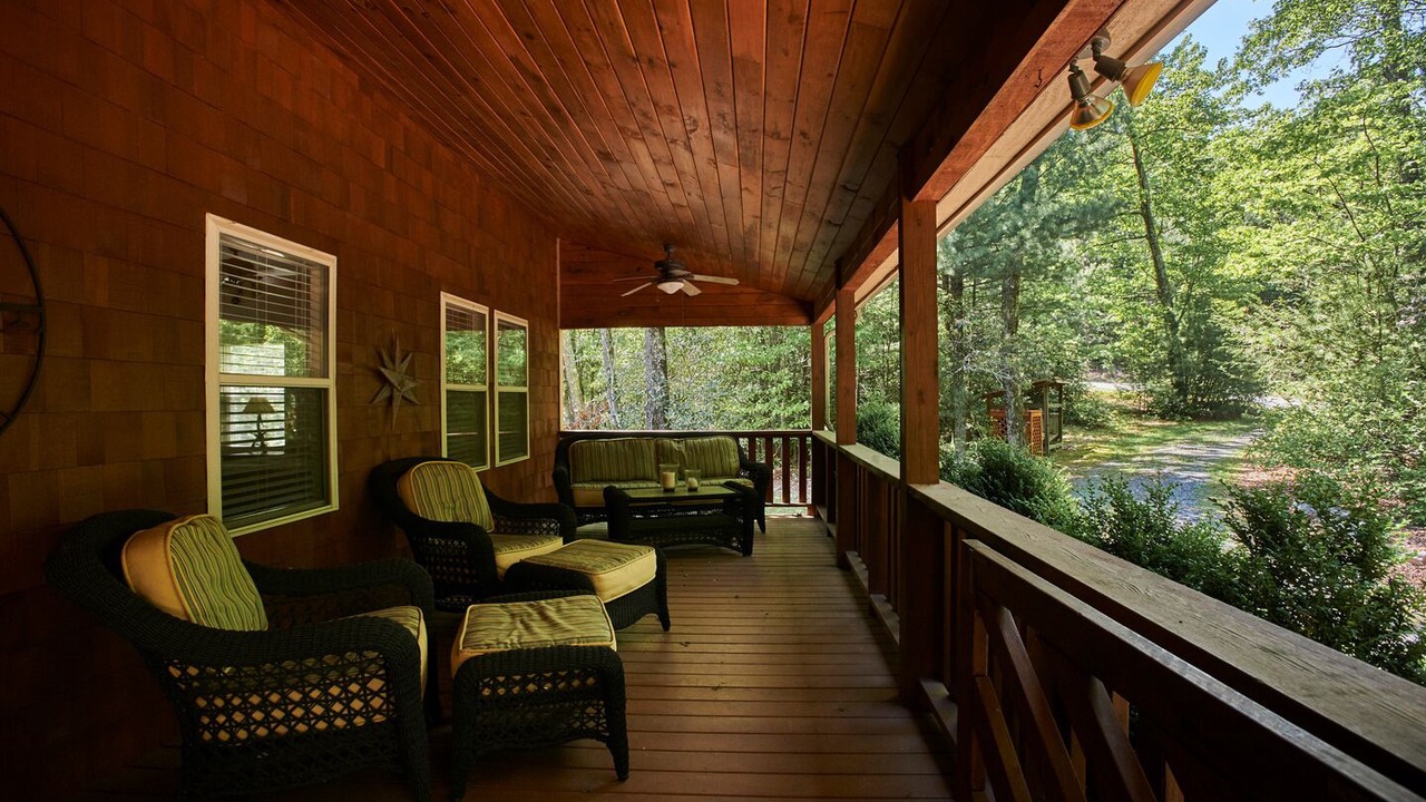 Photo of Patio Balcony in Apple Ridge