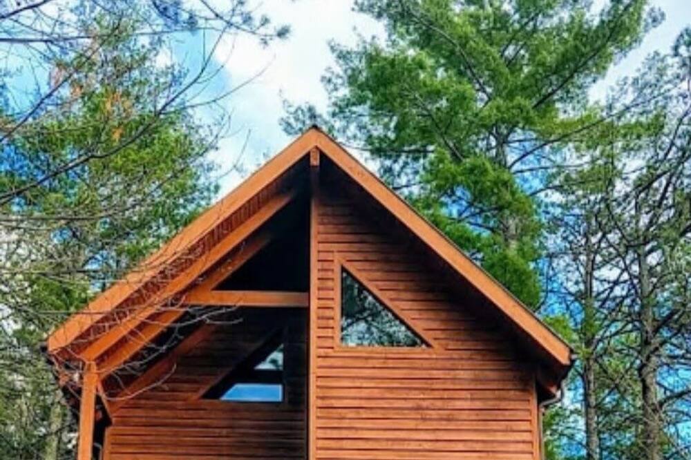 Photo of Outdoor in Bear Den