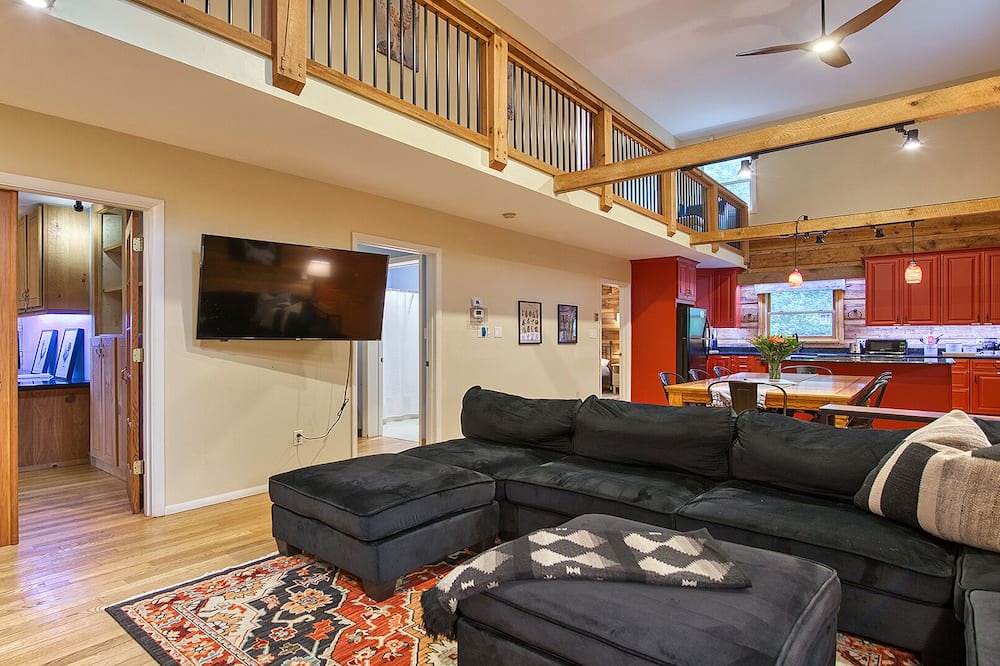 Photo of Livingroom in Leicester