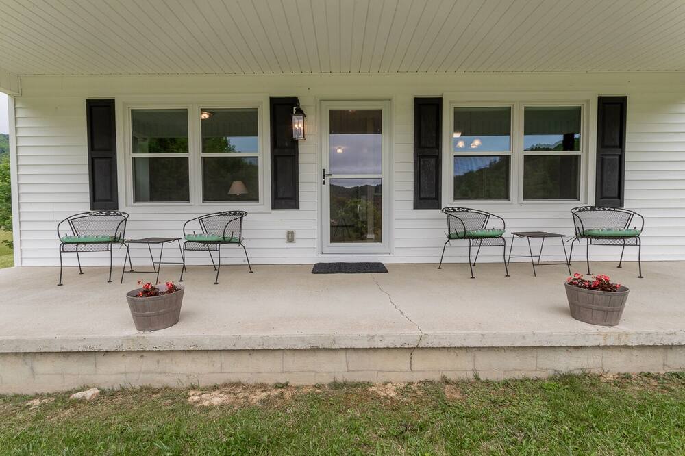 Photo of Outdoor in Marshall
