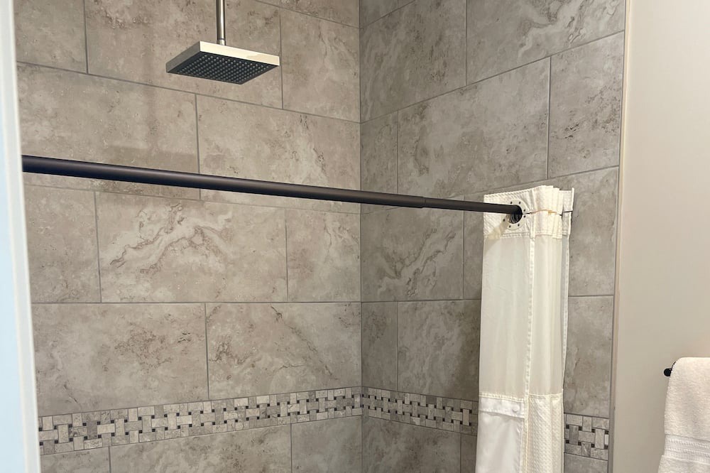 Photo of Bathroom in Weaverville