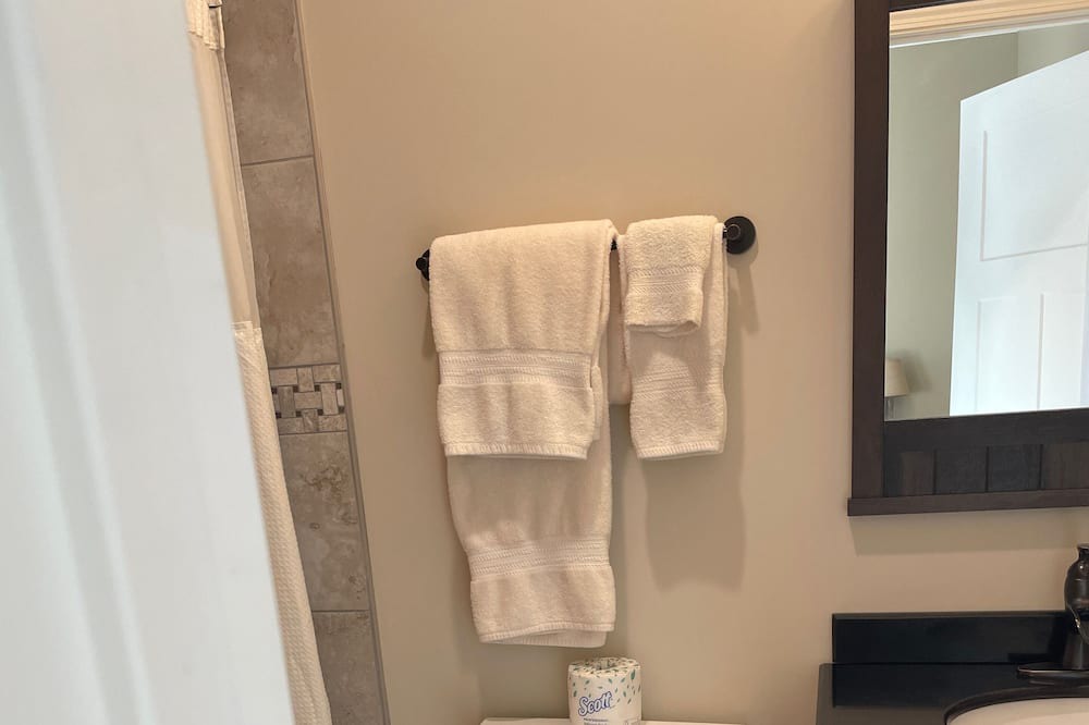 Photo of Bathroom in Weaverville
